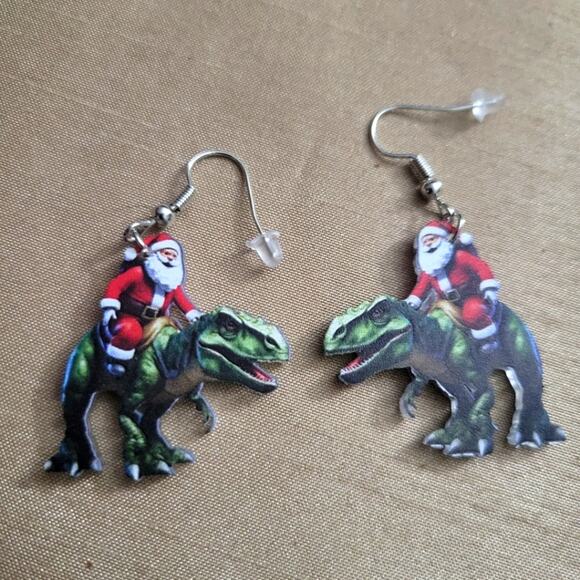 Santa riding T-rex Christmas earrings - Picture 1 of 3